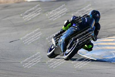 media/Jan-09-2022-SoCal Trackdays (Sun) [[2b1fec8404]]/Turns 9 and 8 (920am)/